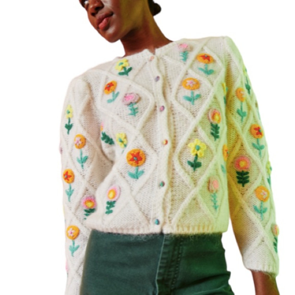 NWT Celia B Floral Embroidered Cream Bello Cardigan